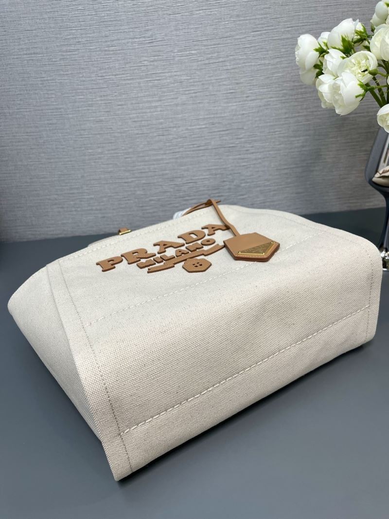 Pra*a tote bags